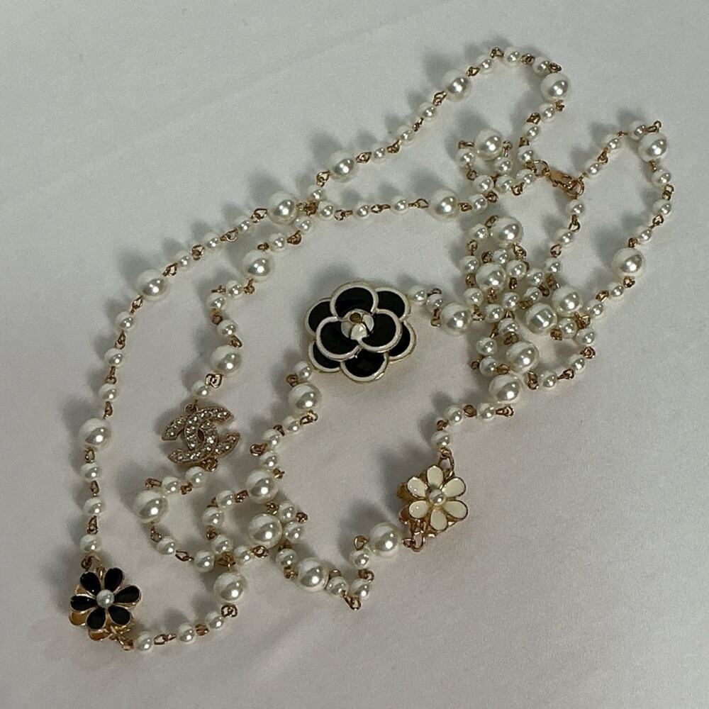 Pearl & Gold Flower Necklace Simulated Faux Pearl Strand Layers Chanel extender - Picture 3 of 10